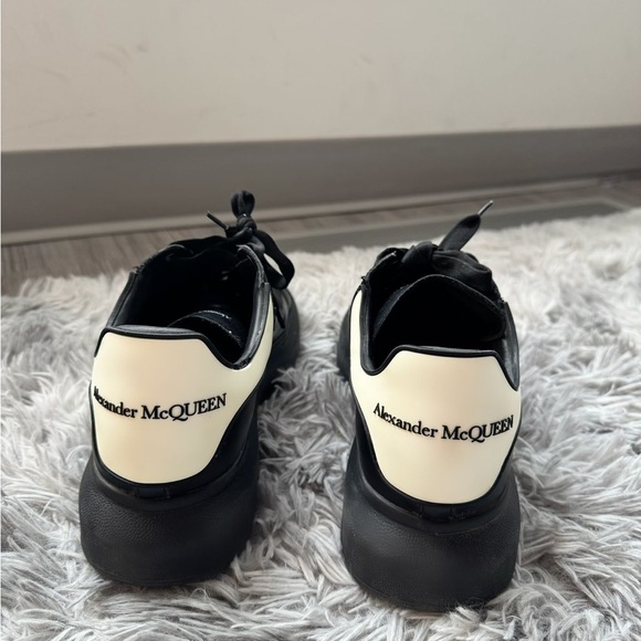 Alexander McQueen Black and White Sneakers - Picture 2 of 3